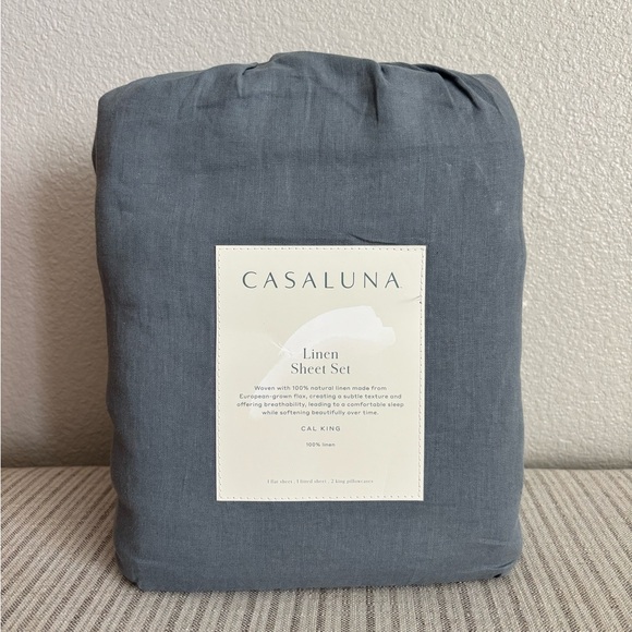 NWT California King 100% Linen Sheet Set Mineral Blue - Casaluna - Picture 1 of 6
